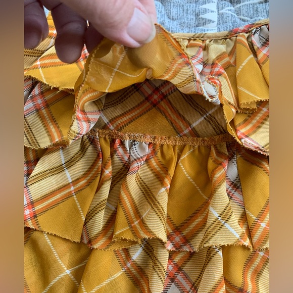 New York and company spaghetti strap ruffled top size Medium - Picture 3 of 9